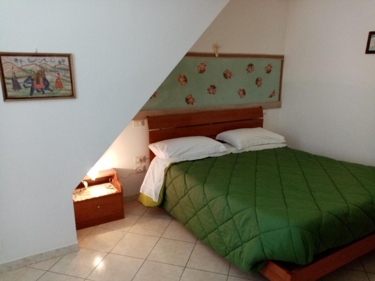 La Casetta Delle Fate Apartment Lanciano Bagian luar foto